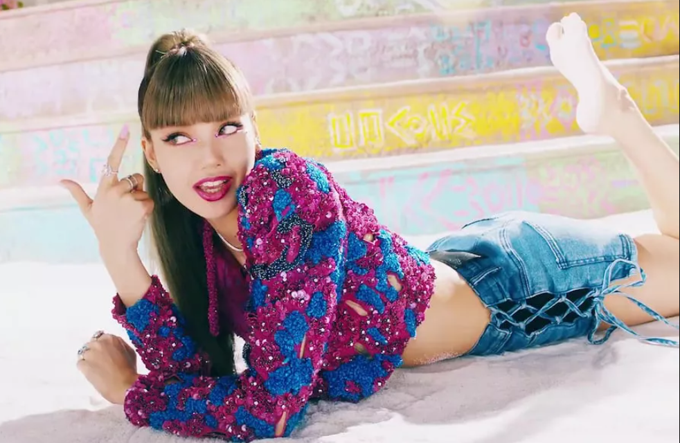 MV solo của Lisa (BlackPink) lập kỷ lục sau 24 giờ ra mắt | Giải trí | Thanh Niên